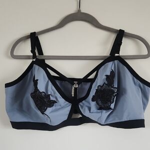 Elegant Black and Gray Lace Bra